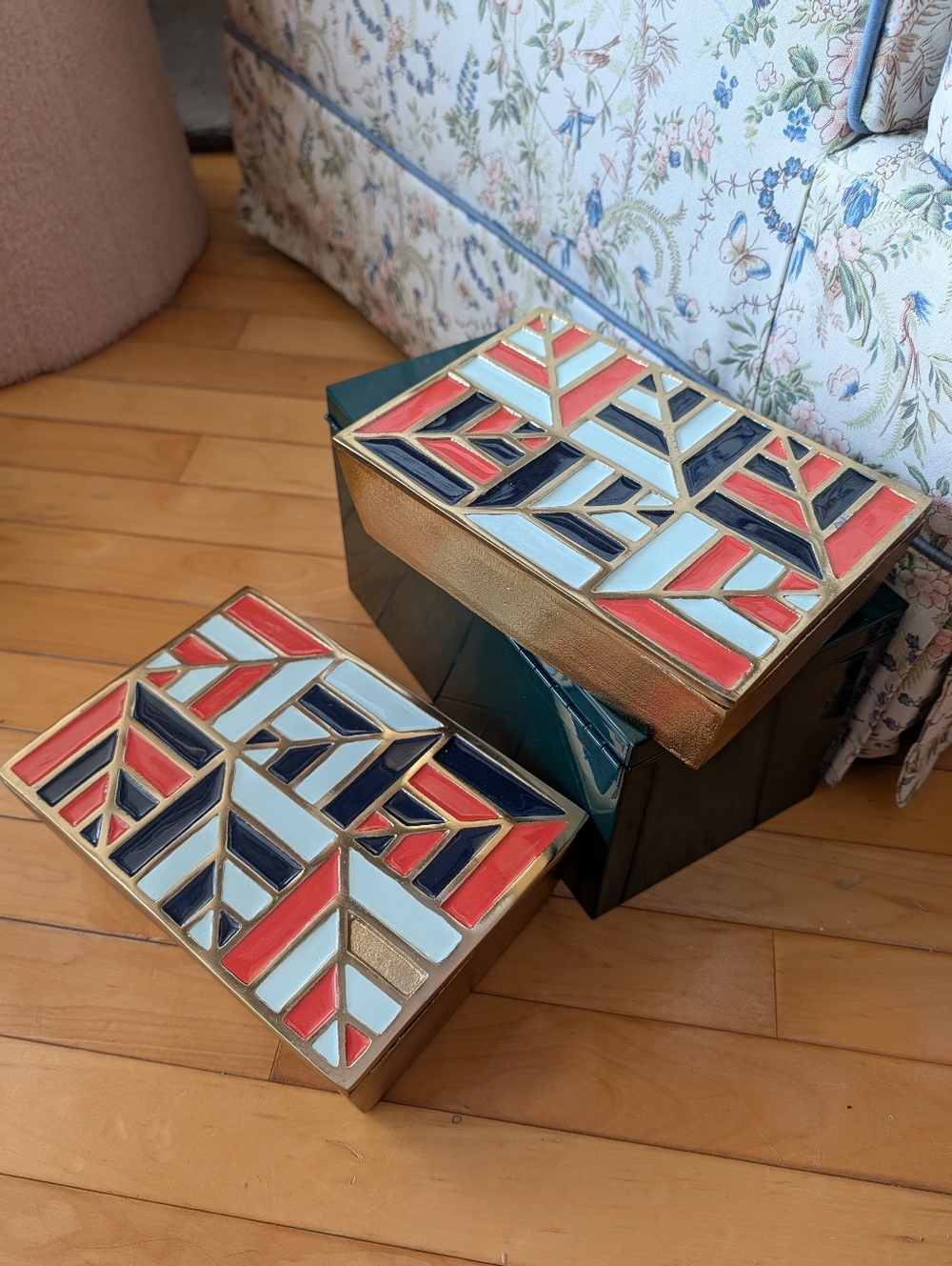 Vtg Brass & Enamel Large Nesting Boxes - Picture 1 of 16